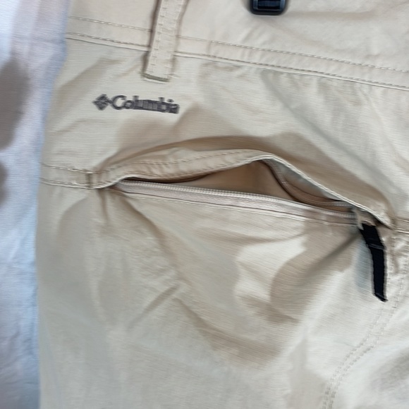 Columbia hiking trail pants with Omni shade size 8 long - Picture 7 of 11